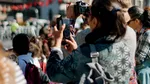 Inteligența artificială distruge afacerea fotografilor. Părinții generează imagini ale copiilor la școală, însă se expun unor riscuri