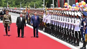 Xi Jinping și Kim Jong Un promit întărirea relațiilor China-Coreea de Nord la summitul de la Phenian