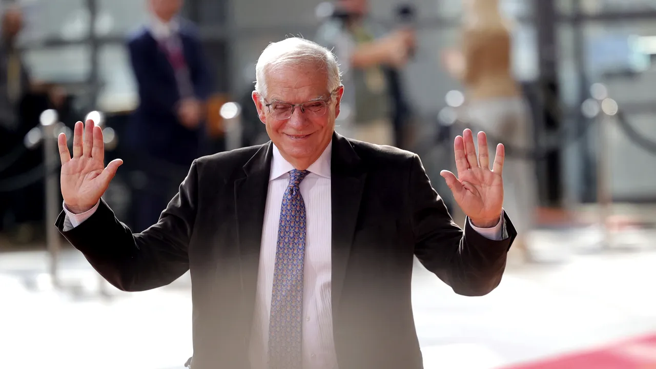 Borrell: interzicerea vizelor pentru toţi ruşii nu este fezabilă