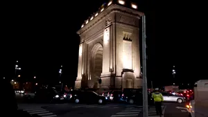 Arcul de Triumf a fost inaugurat pentru Parada de 1 Decembrie - FOTO