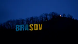 Clădirea Primăriei Braşov va fi iluminată în culorile drapelului Ucrainei