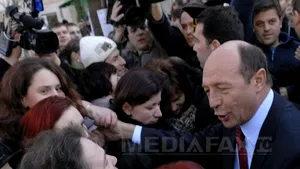 Băsescu moldovenilor: Cereţi unirea şi o veţi avea