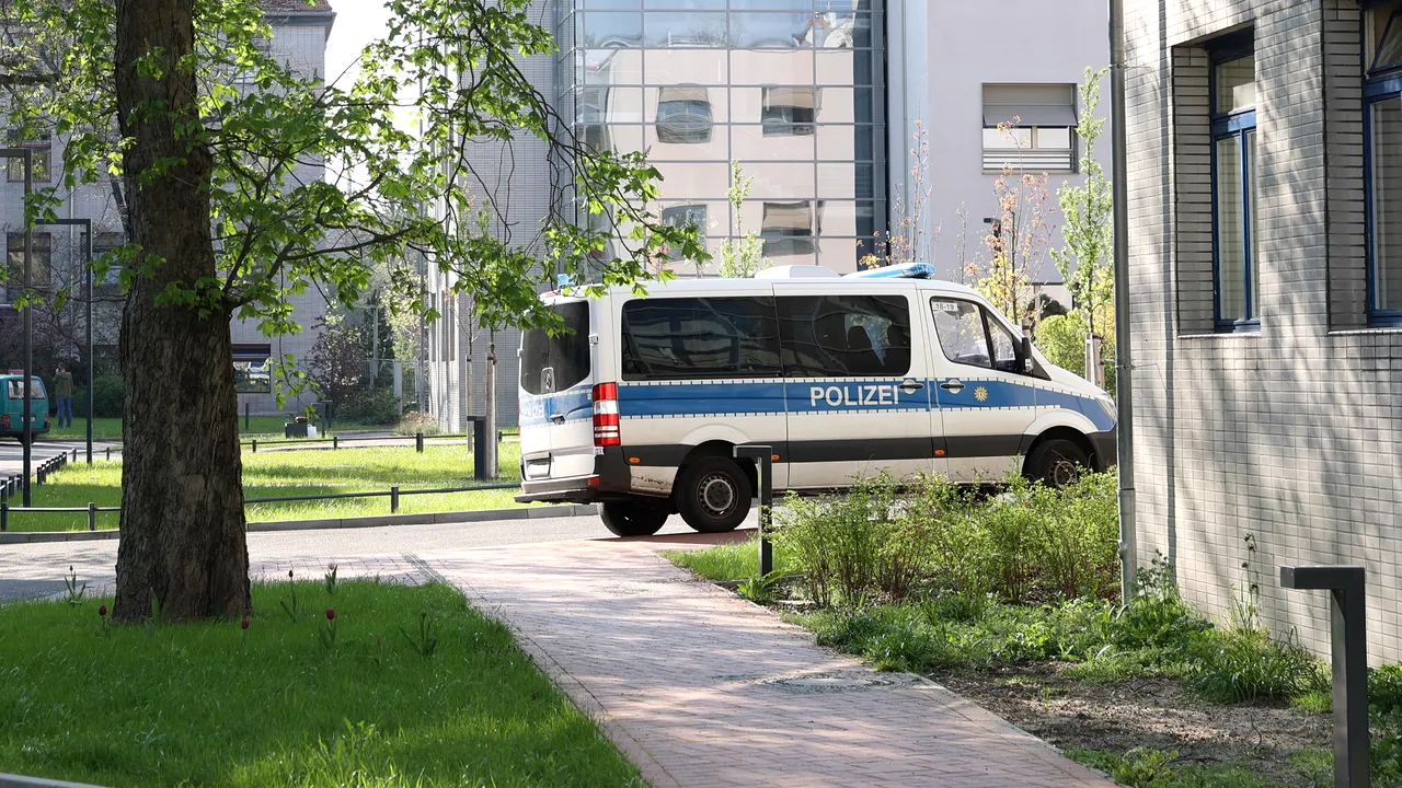 Individ care a ameninţat persoane într-un spital din Berlin, rănit prin împuşcare de poliţie 
