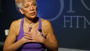 Niciodată nu e prea târziu! O dansatoare de hip-hop la 73 de ani îşi împărtăşeşte povestea