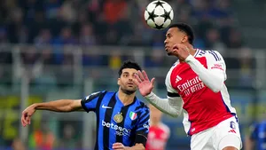 Rezumat Liga Campionilor: Inter a învins Arsenal; victorie clară pentru Barcelona la Belgrad / Bayern, Real, City şi PSG în afara primelor 8 locuri, după patru etape