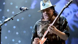 Carlos Santana s-a căsătorit în Hawaii