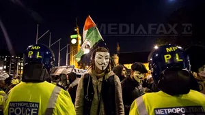 Ciocniri între manifestanţi anticapitalişti şi poliţie, la Londra - VIDEO