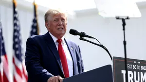 Trump este acuzat că a minţit 10 ani cu privire la valoarea activelor