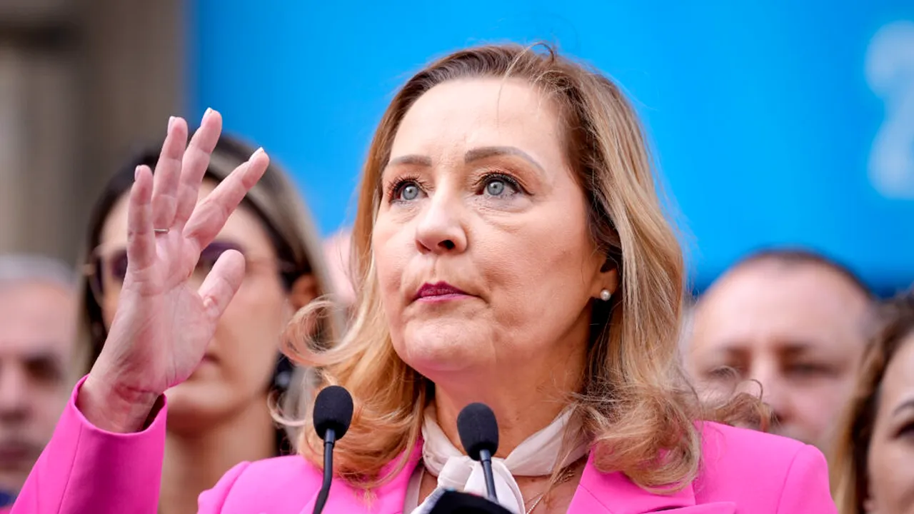 Elena Lasconi, atac dur la adresa lui Nicușor Dan: Cât de greu e să ieși în fața oamenilor și să spui: 