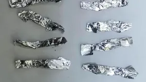 16 doze de heroină, la un bărbat din Iași: drogul ascuns în lenjerie, în pericol să fie îngurgitat