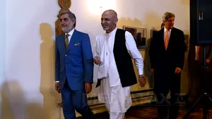 Oficial afgan: „Preşedintele Ashraf Ghani a părăsit Afganistanul”. Talibanii au ajuns în Kabul