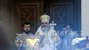 PF Daniel a transmis condoleanţe familiei pilotului Adrian Iovan