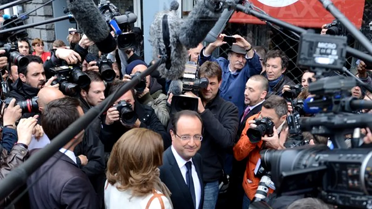 Francois Hollande are un uşor avans în scrutinul prezidenţial din Franţa