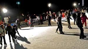 Patinoarul Cişmigiu se deschide începând de duminică, iar peste o săptămână celelalte