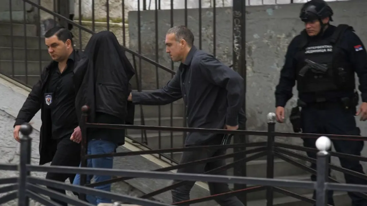 Copilul care a comis masacrul din Serbia continuă să le adreseze medicilor o singură întrebare