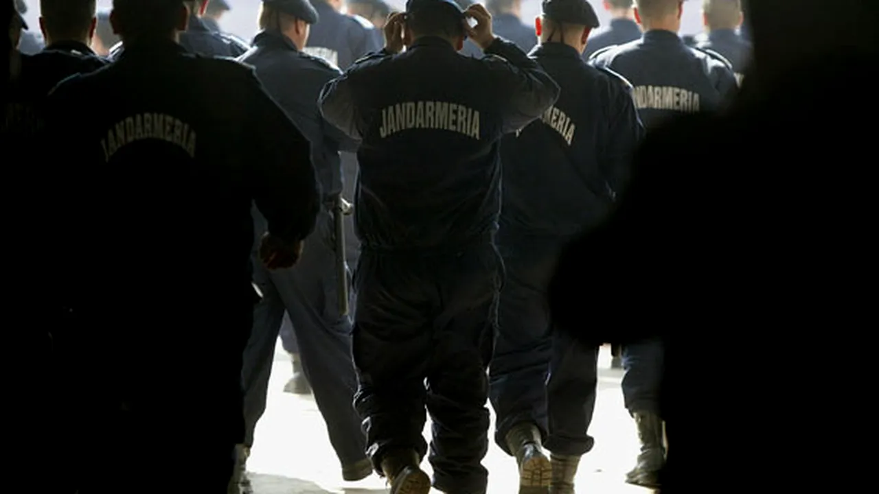 Peste 390 de poliţişti, jandarmi şi pompieri asigură ordinea la alegerile din Colegiul 19 Bucureşti