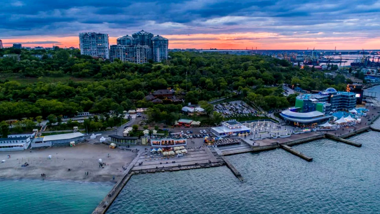 Litoralul din Odesa se redeschide pentru turiști