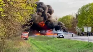 Tragedie pe şoselele din Ucraina. 26 de persoane dintr-un autobuz ce se îndrepta spre Polonia au murit / Un TIR cu carburanţi a explodat