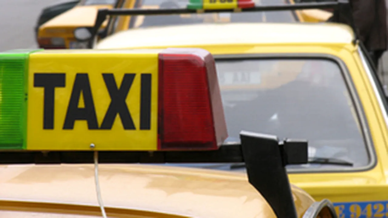 Romanian Senate Adopts Law Whereby Local Councils Set Max No Of Taxi Licenses