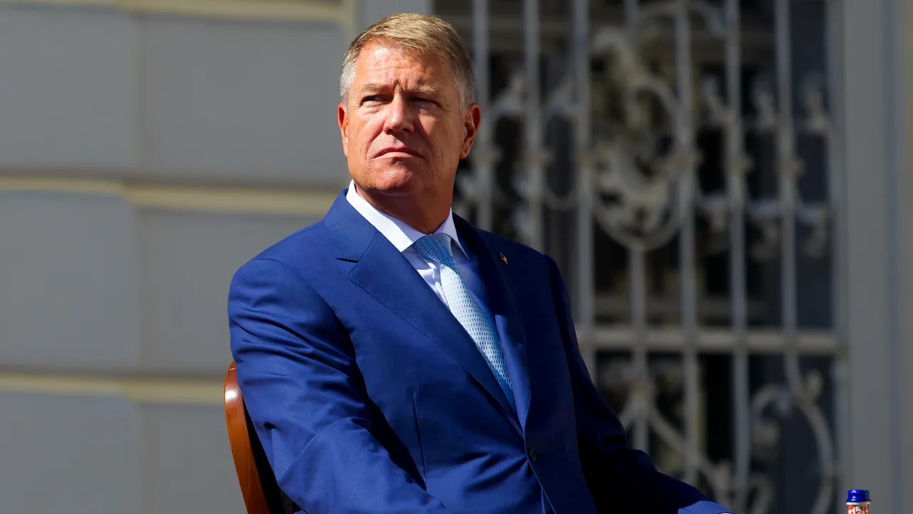 COMENTARIU Marius Oprea. Un apel dintr-o lume paralelă: intelectualii, către PNL