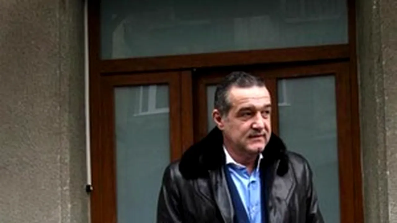 Becali: Stenogramele convorbirilor telefonice sunt ilegale