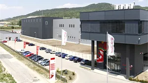 Anchetă epidemiologică la fabrica Scandia. Patru angajaţi au COVID-19. Circa 80 de salariaţi au intrat în izolare