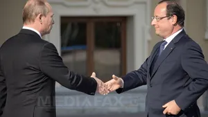 Putin va fi primit de către Hollande pe 5 iunie la Palatul Elysée