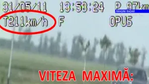 Şoferiţă la volanul unui Bentley, prinsă conducând cu 211 kilometri la oră - VIDEO
