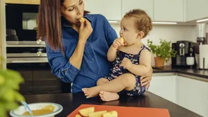 Importanţa diversificării alimentare pentru sănătate bebeluşului tău (P)