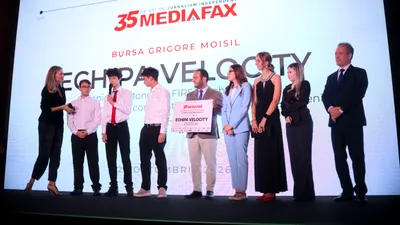 MEDIA Campionii mondiali la robotică, premiați la GALA MEDIAFAX 35. Bursă de 25.000 de lei și ofertă de angajare pentru echipa Velocity