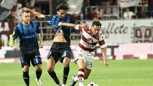 Rapid și Universitatea Craiova, amendate pentru scandările suporterilor de la derby-ul din Giulești