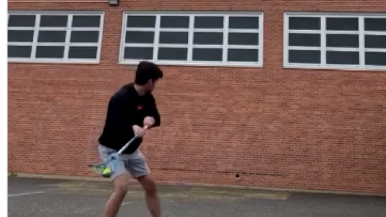 VIDEO | Tenis, baseball, hockey pe iarbă sau lacrosse? Indiferent de sport, precizia lui Andrew uimeşte internetul