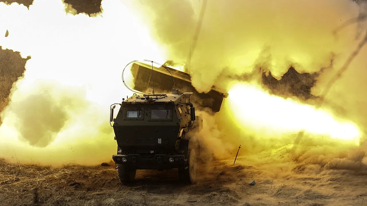 Chiar dacă contraofensiva nu decurge conform aşteptărilor, ruşii o încasează de la rachetele HIMARS ale ucrainenilor 