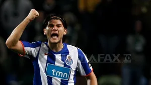 Cristian Săpunaru, în optimile Ligii Europa, cu FC Porto