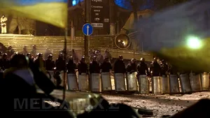 Avertismentul primului preşedinte al Ucrainei independente: Ţara se află în pragul războiului civil