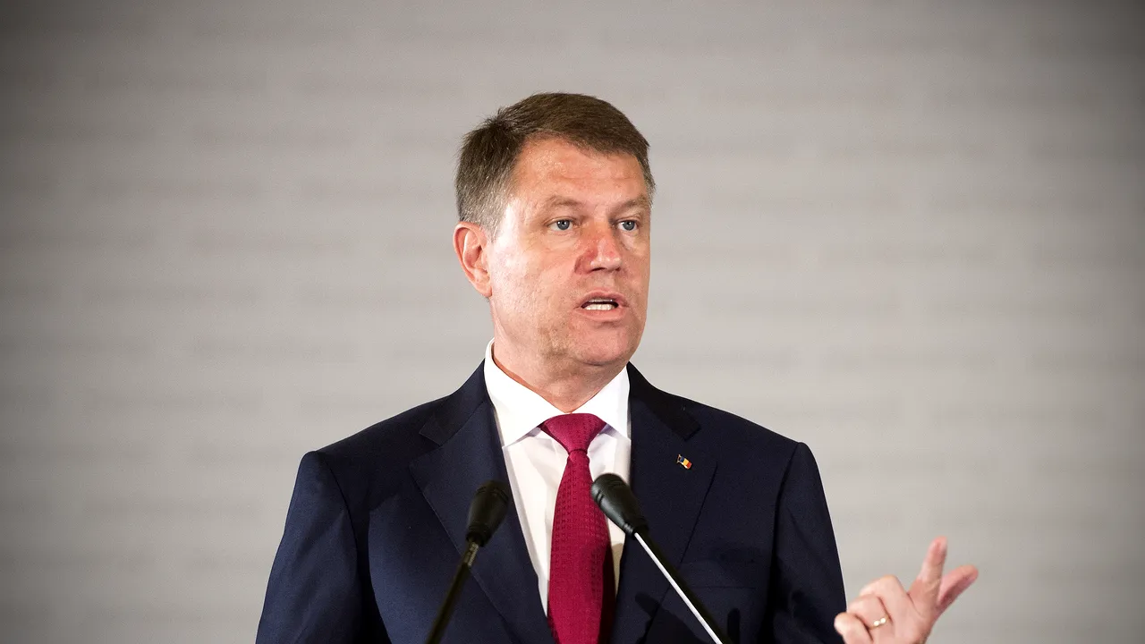 Iohannis îl sfătuieşte pe Cioloş să-şi declare simpatia, preferinţa sau adeziunea pentru un partid: Nu voi nominaliza un premier independent