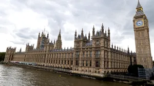 Serviciile secrete britanice propun creşterea nivelului de alertă teroristă în Regatul Unit 