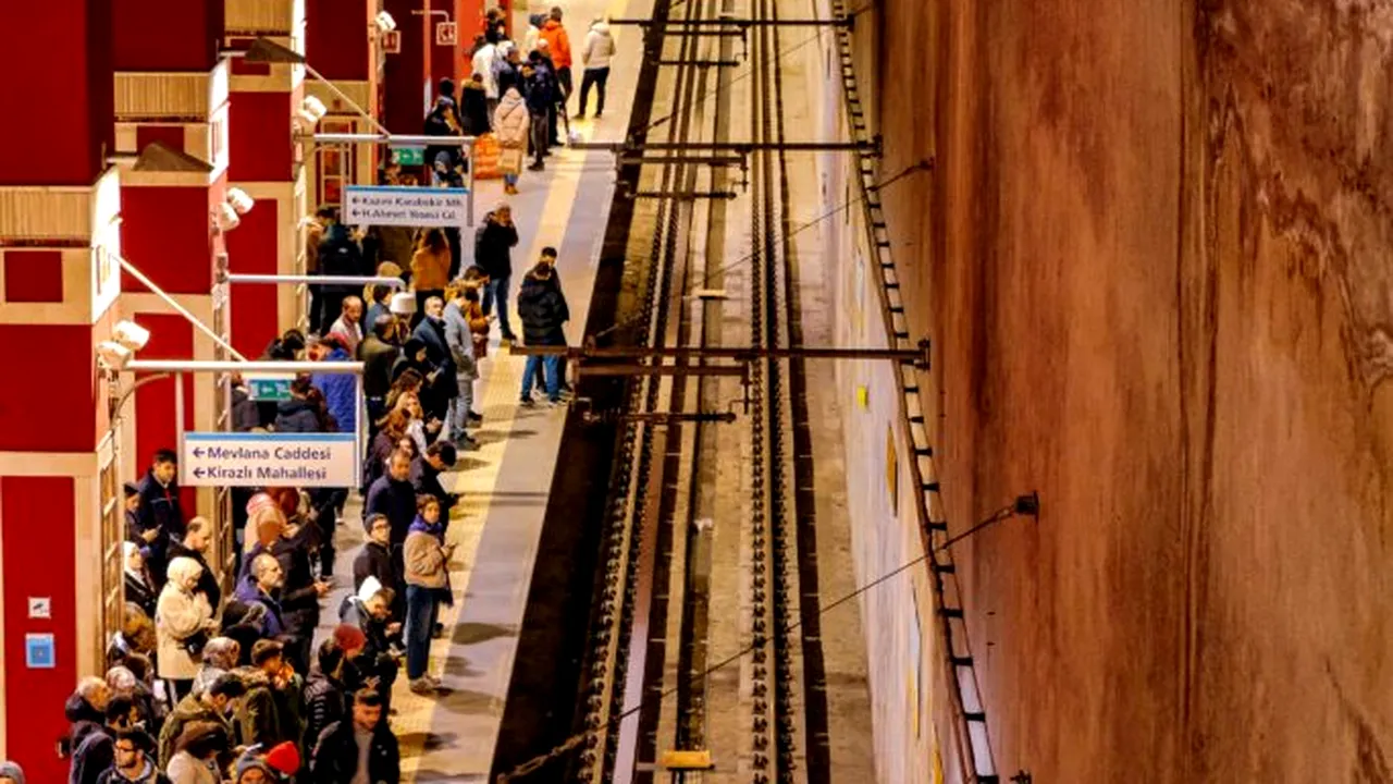 O stație de metrou din Italia, nominalizată de arhitecți pentru premiul „cea mai frumoasă din lume”