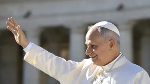 Papa Leon al XIV-lea împlinește 71 de ani. Primul său an de pontificat, marcat de apeluri repetate la pace
