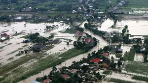 Oamenii din Paşcani au început să se întoarcă la casele lor
