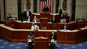 Camera Reprezentanţilor a decis cu 231 de voturi la 197 punerea sub acuzare a preşedintelui Trump pentru incitare la insurecţie