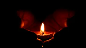 COMENTARIU Lelia Munteanu. Ce folos, ce folos slavă fără de Hristos?

