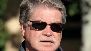 Fondatorul Discovery Channel, John Hendricks, se retrage de la conducerea grupului