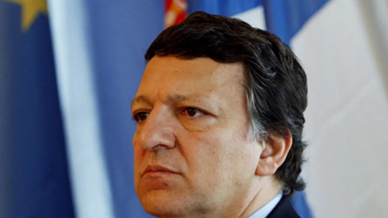 Barroso: Economia UE va rămâne pe teritoriu negativ până la sfârşitul acestui an