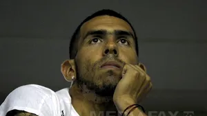 Carlos Tevez s-a ales cu permisul de conducere suspendat 