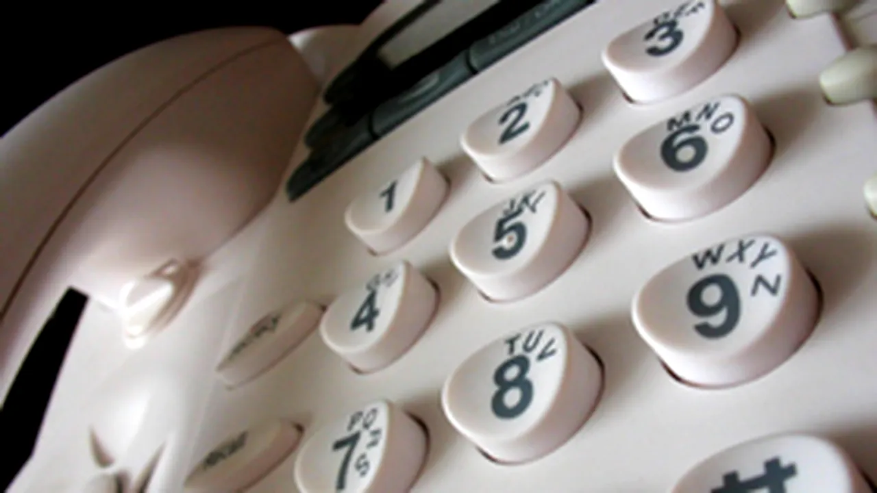 Numere de telefon scurte pentru servicii sociale şi de informaţii