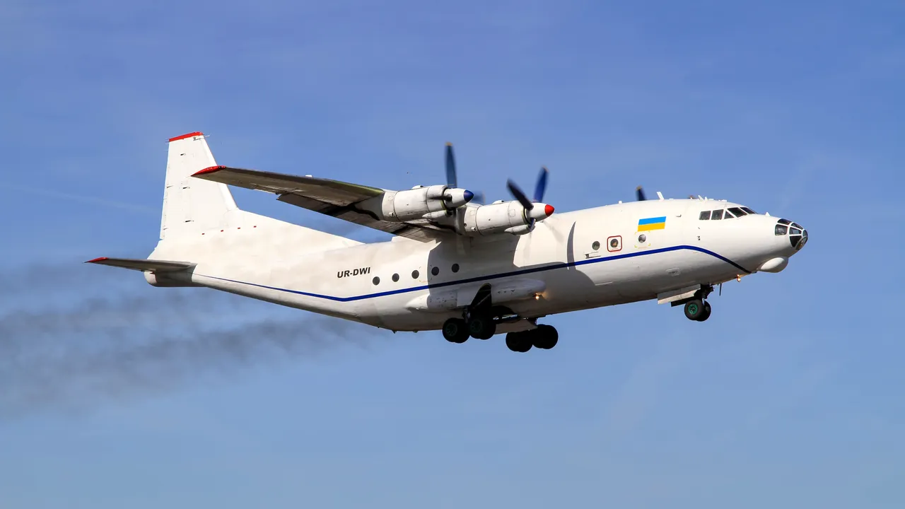 Un avion cargo s-a prăbuşit în nordul Greciei. Pilotul a cerut autorizaţie pentru aterizare în regim de urgenţă pe aeroportul Kavala