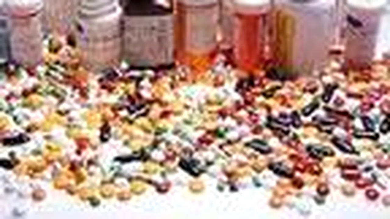 Nicolăescu: Preţurile medicamentelor rămân neschimbate până în 30 iunie