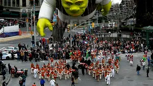 Paradă impresionantă la New York de Ziua Recunoştinţei. Vezi aici GALERIE FOTO!