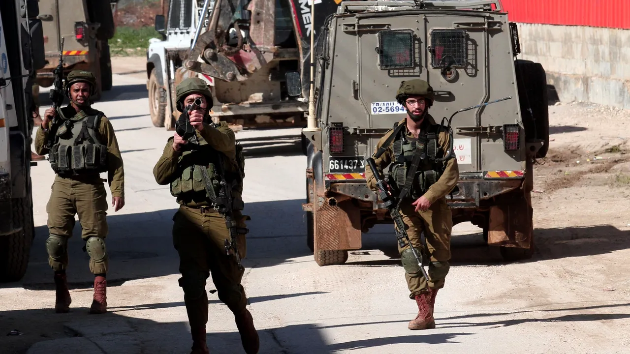 MONITORUL APĂRĂRII | Statele Unite vor permite Israelului să atace poziţii militare iraniene din Siria - surse
